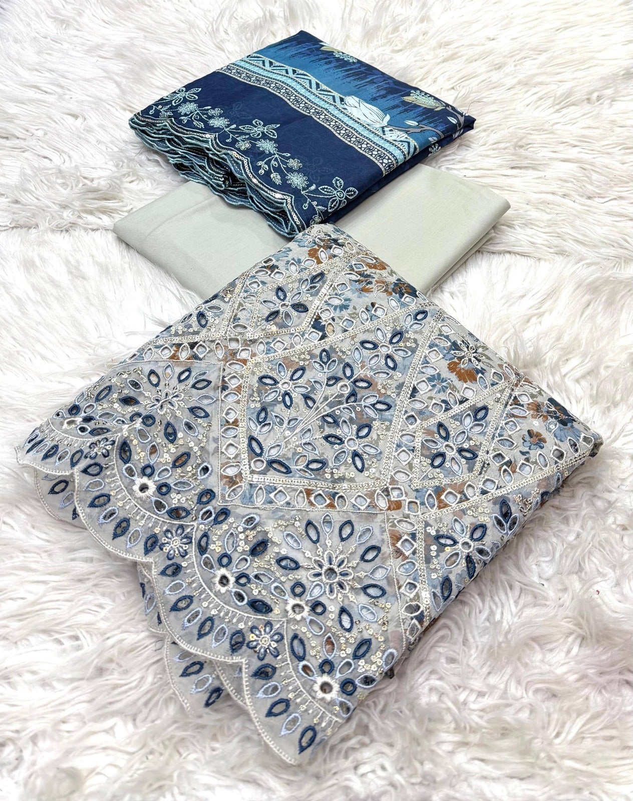 Bin Saeed Embroidered Lawn Unstitched 3 Piece Suit