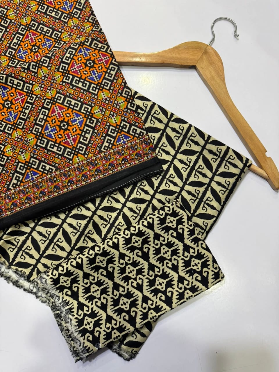 Bin Saeed Stitched 3 Piece